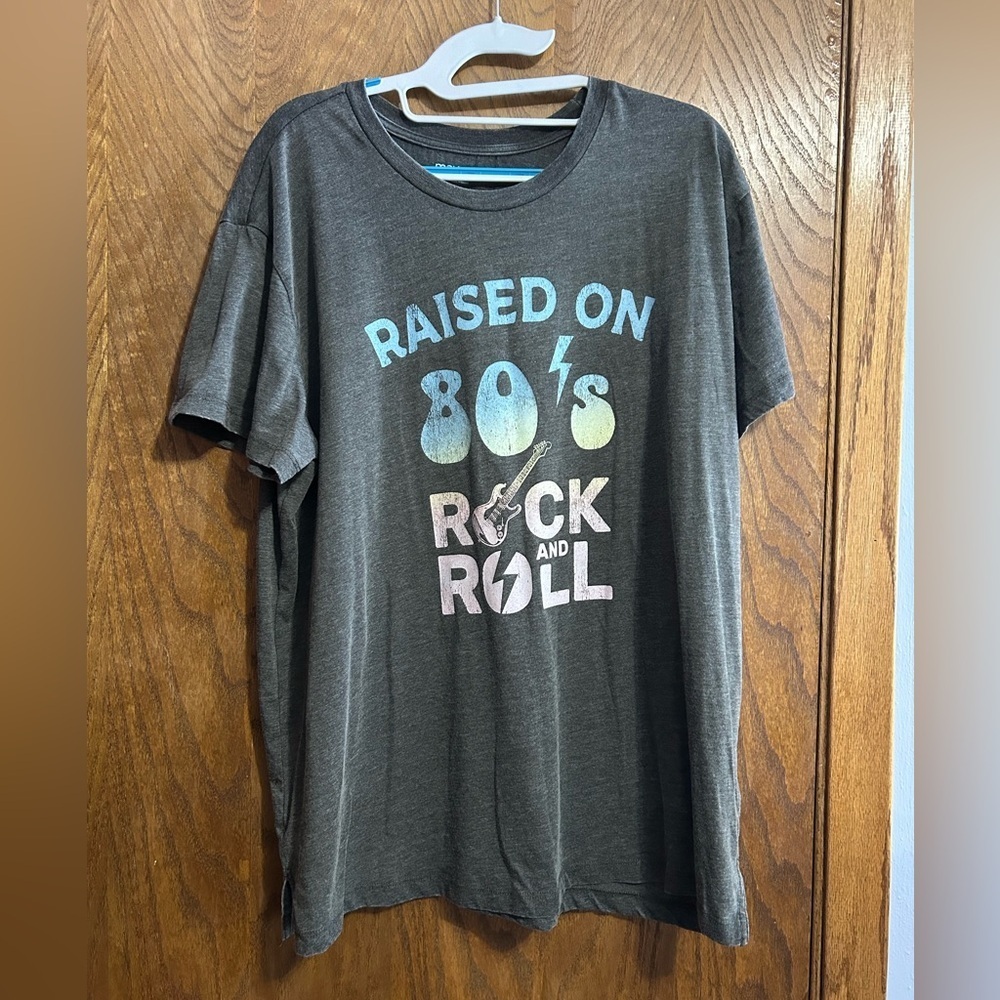 Maurices XXL Raised on 80’s Rock and Roll graphic tee - Picture 3 of 4